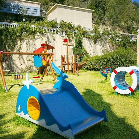 Andalucia Beach Hotel - All Inclusive&Aqua Park Elenite Esterno foto