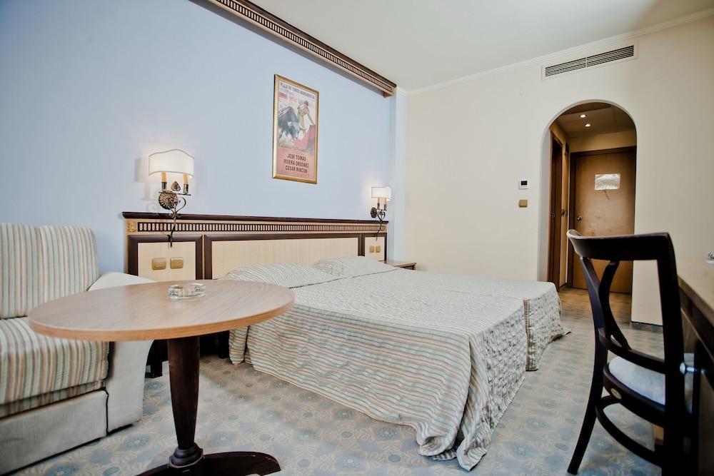 Andalucia Beach Hotel - All Inclusive&Aqua Park Elenite Esterno foto