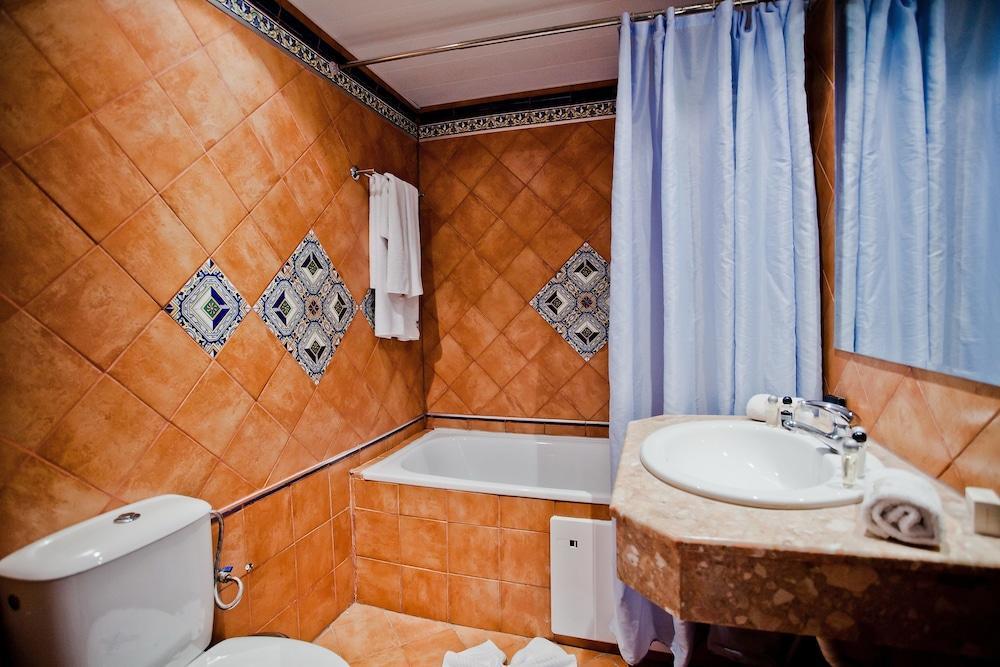 Andalucia Beach Hotel - All Inclusive&Aqua Park Elenite Esterno foto