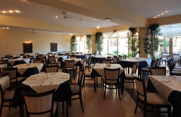Andalucia Beach Hotel - All Inclusive&Aqua Park Elenite Esterno foto