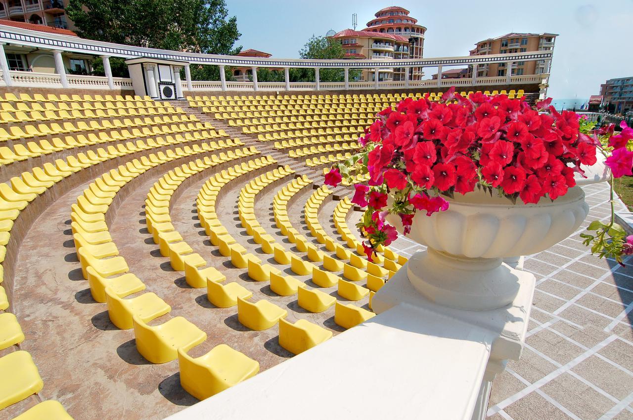 Andalucia Beach Hotel - All Inclusive&Aqua Park Elenite Esterno foto