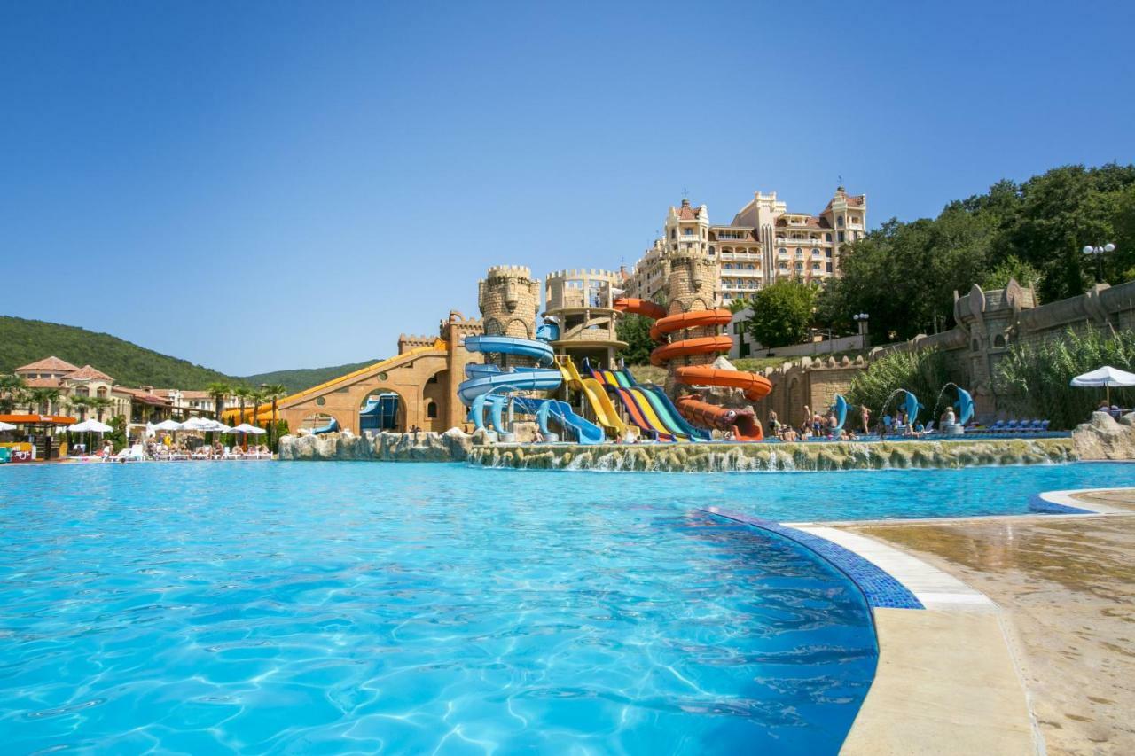 Andalucia Beach Hotel - All Inclusive&Aqua Park Elenite Esterno foto