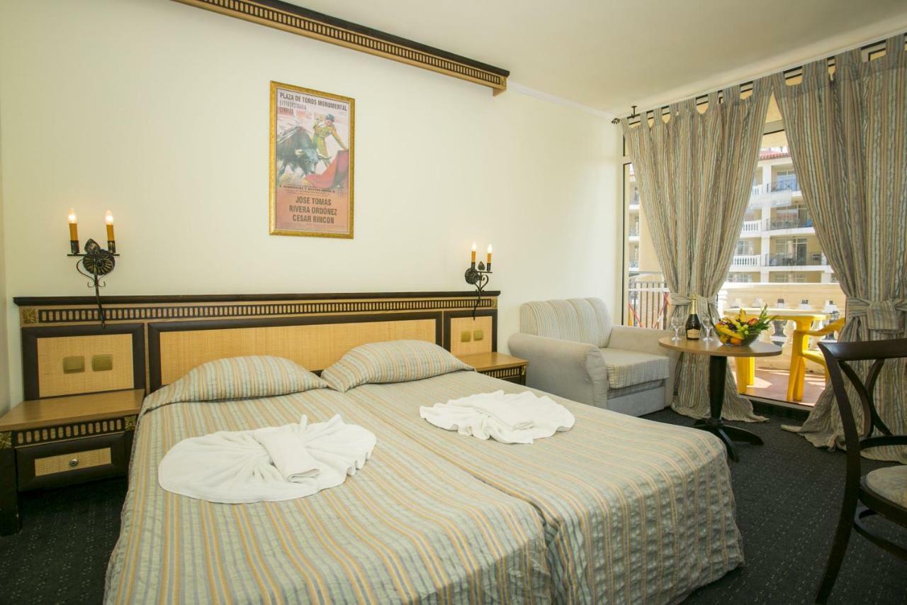 Andalucia Beach Hotel - All Inclusive&Aqua Park Elenite Camera foto